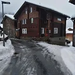 Juka 아파트